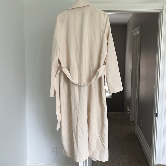 Show Me Your Mumu Women’s Trevor Trench Coat in Cream, NWT - Picture 11 of 13